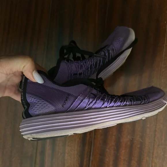 Nike Purple Athletic Shoes for Performance. - Picture 5 of 8